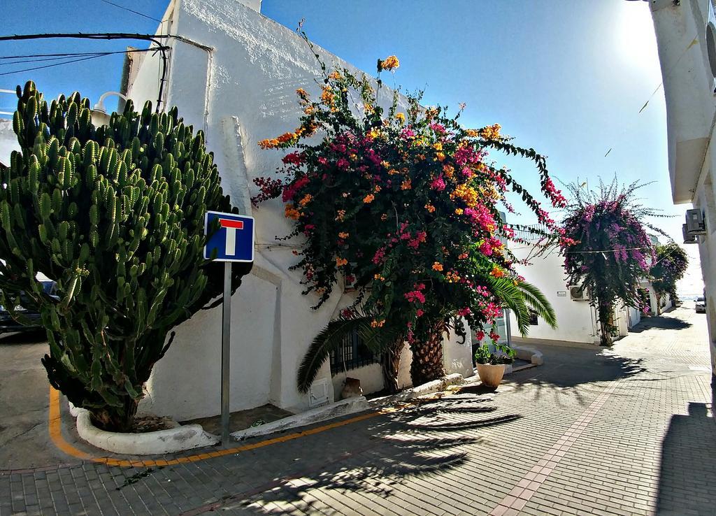 Hotel Las Calas Agua Amarga  Ngoại thất bức ảnh