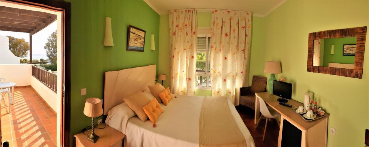 Hotel Las Calas Agua Amarga  Ngoại thất bức ảnh